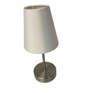 Contemporary White Table Lamp With Metal Base‎